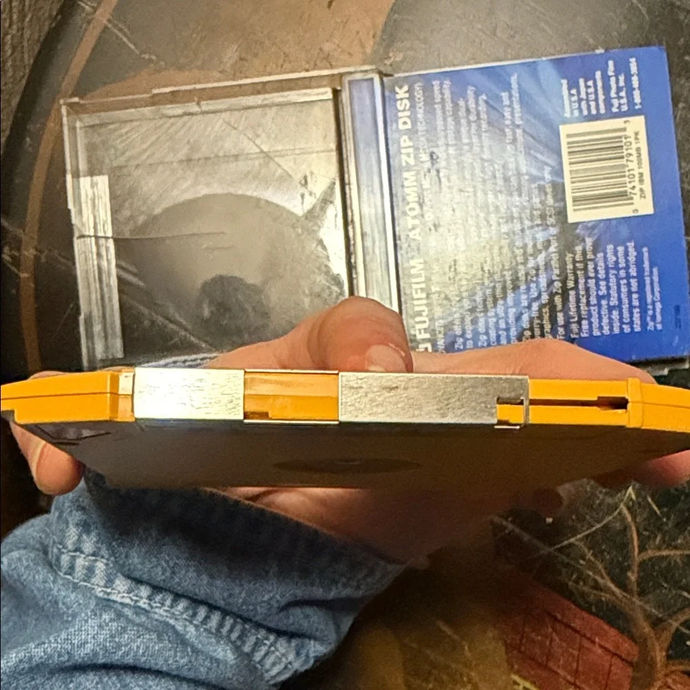 1994 Vintage Fujifilm ATOMM Zip Disk with Blue and Yellow Design